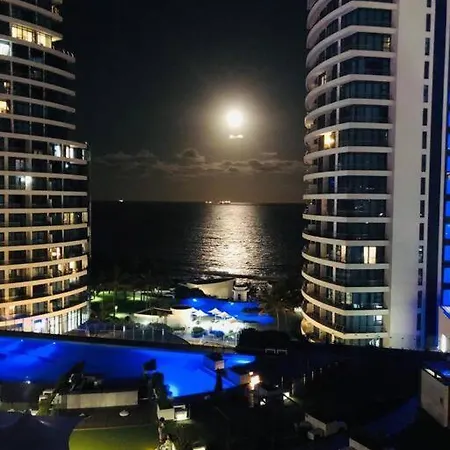 Umhlanga Stunning Sea Facing Apartment Durban Buitenkant foto